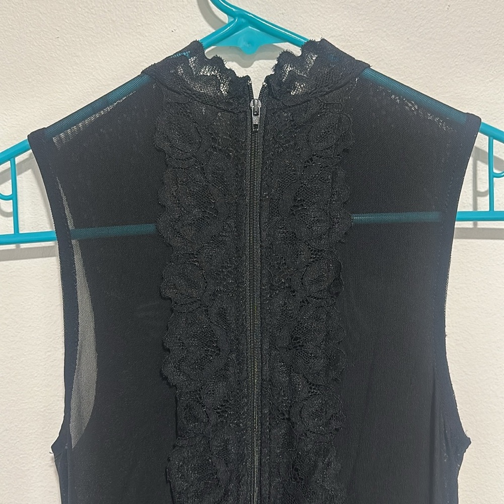 EUC Juniors Black Party Dress excellent for holidays - Picture 3 of 13